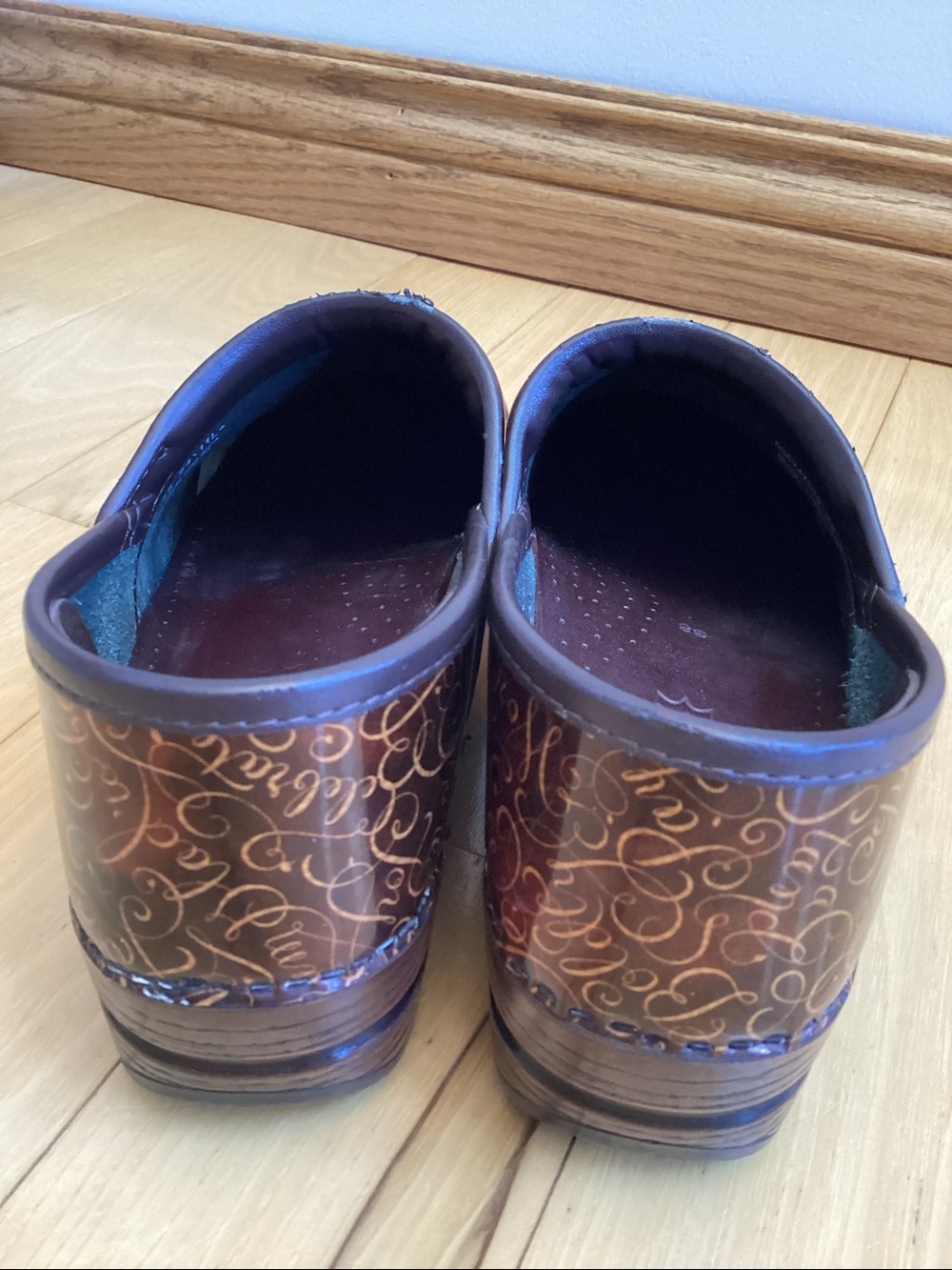 Dansko 20th Anniversary limited edition inspirational quote professional clogs - Picture 5 of 16